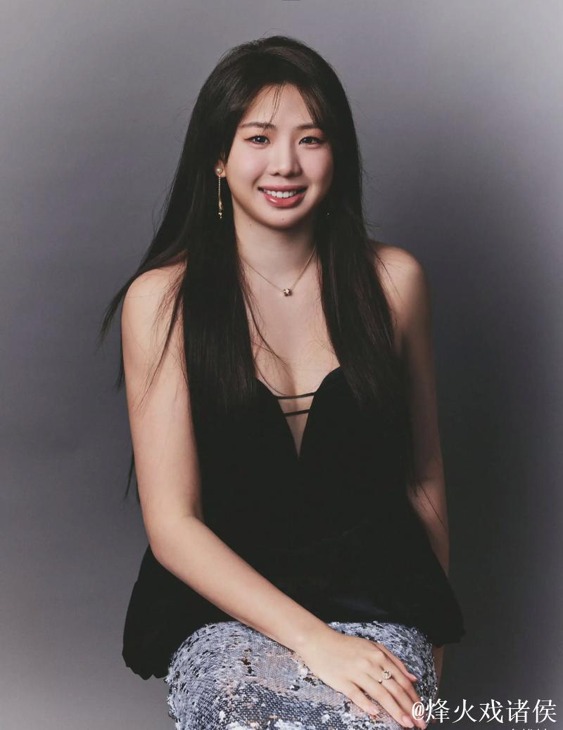 世锦赛女子50米蛙泳：唐钱婷与杨畅齐闯半决赛