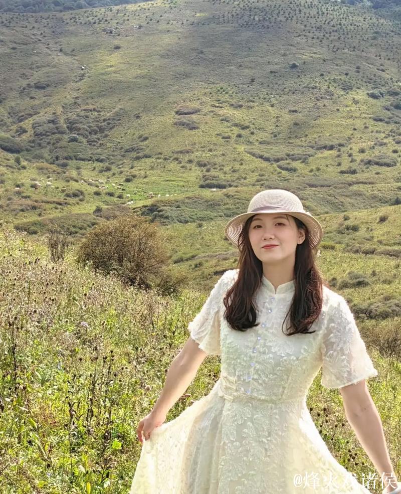 世锦赛女子50米蛙泳：唐钱婷与杨畅齐闯半决赛