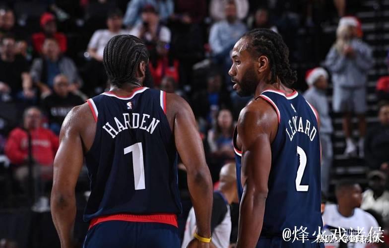 艰难!快船主场负于灰熊目前4连败,哈登带伤出战砍下13分 艰难!快船主场负于灰熊目前4连败,哈登带伤出战砍下13分